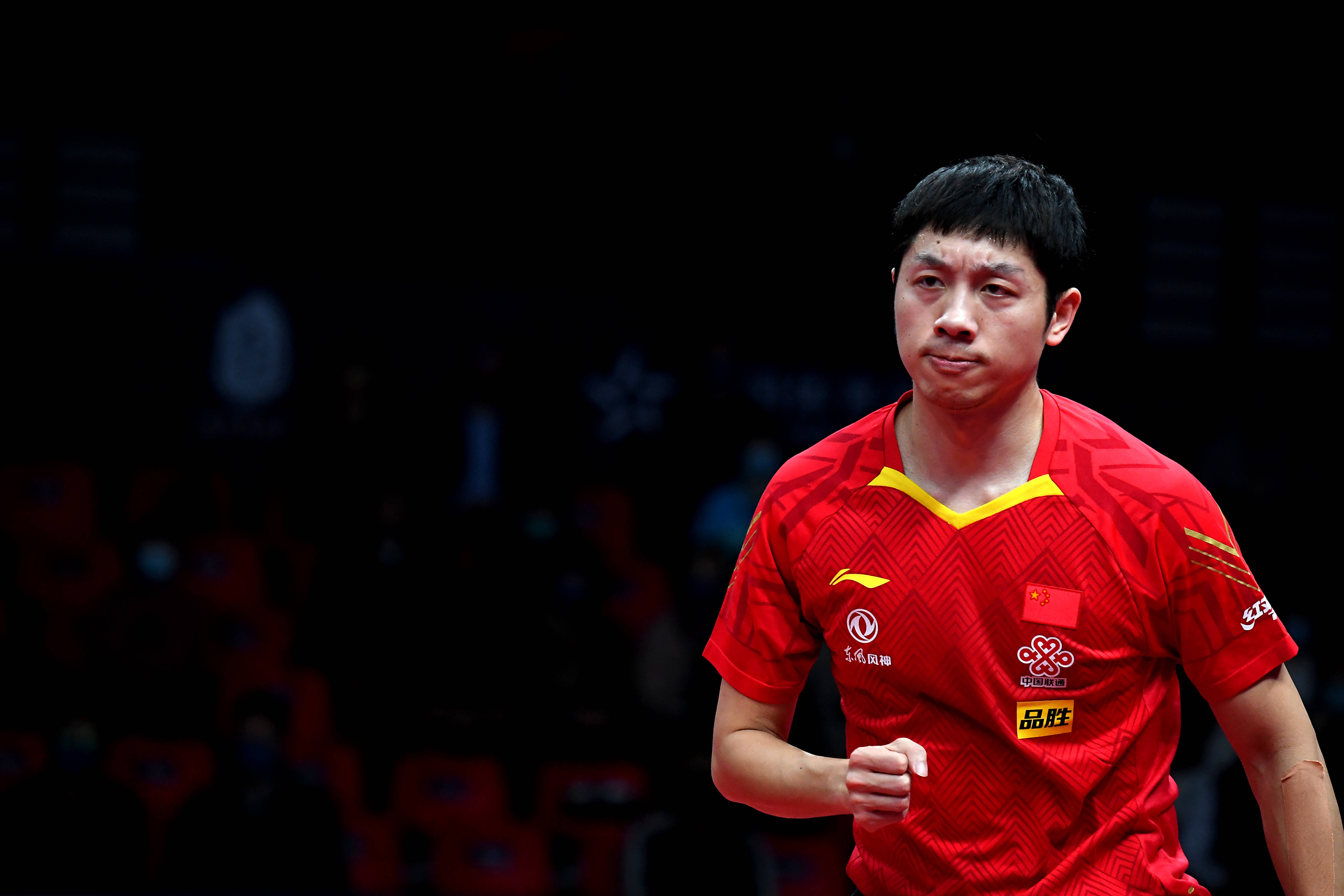 比利时乒乓球队完胜中国乒乓球队，许昕高光表现