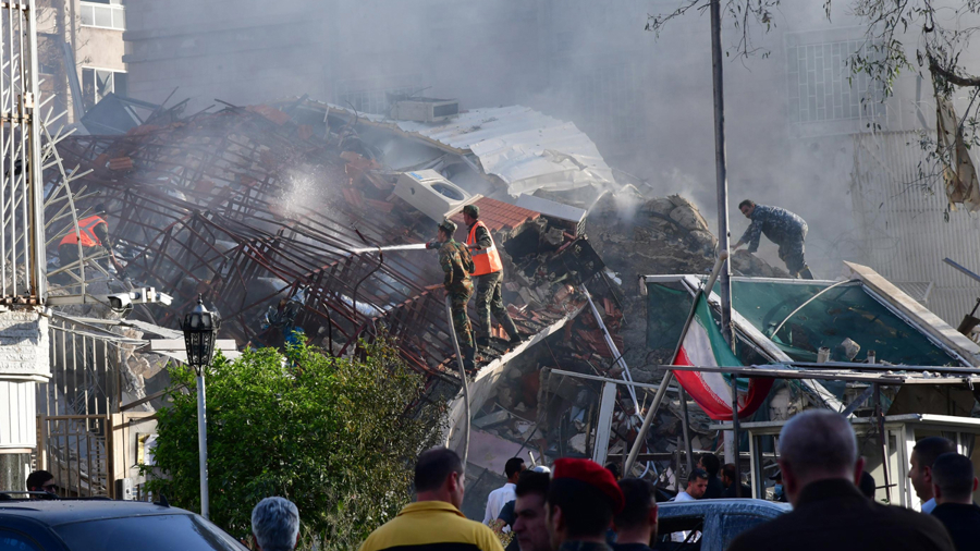 关于橄榄球队主教练发声，誓言带队登顶的信息