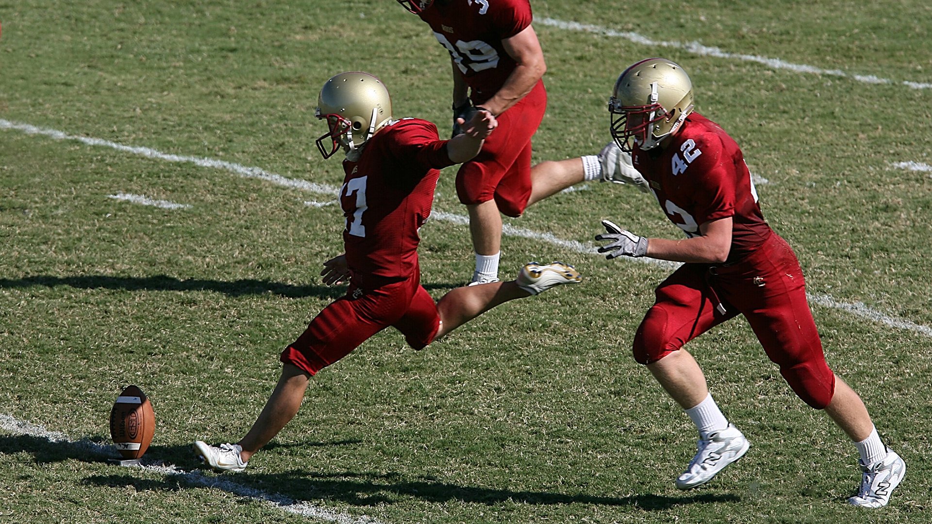 马赛的午夜钟声,布鲁诺一箭穿心的寂静与轰鸣