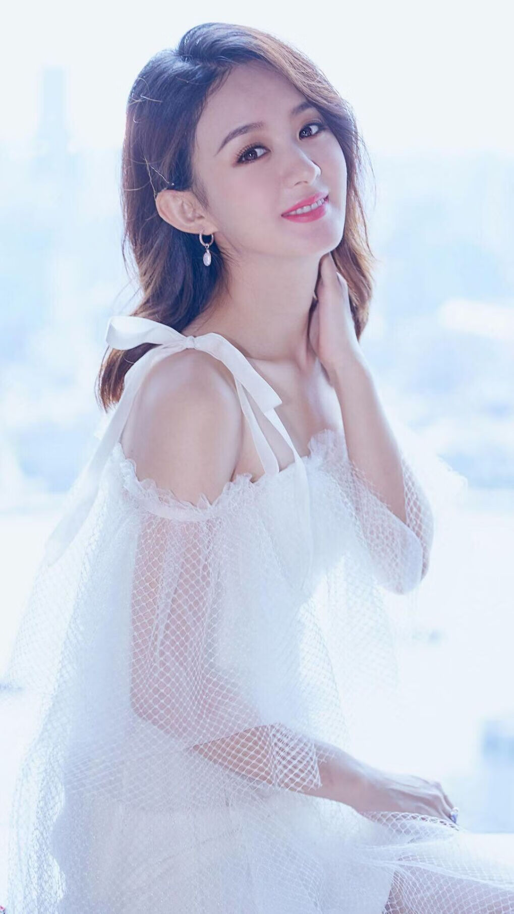 跨洲对决的硬核剧本,法比尼奥一锤定音,牙买加闪电击穿勒沃库森