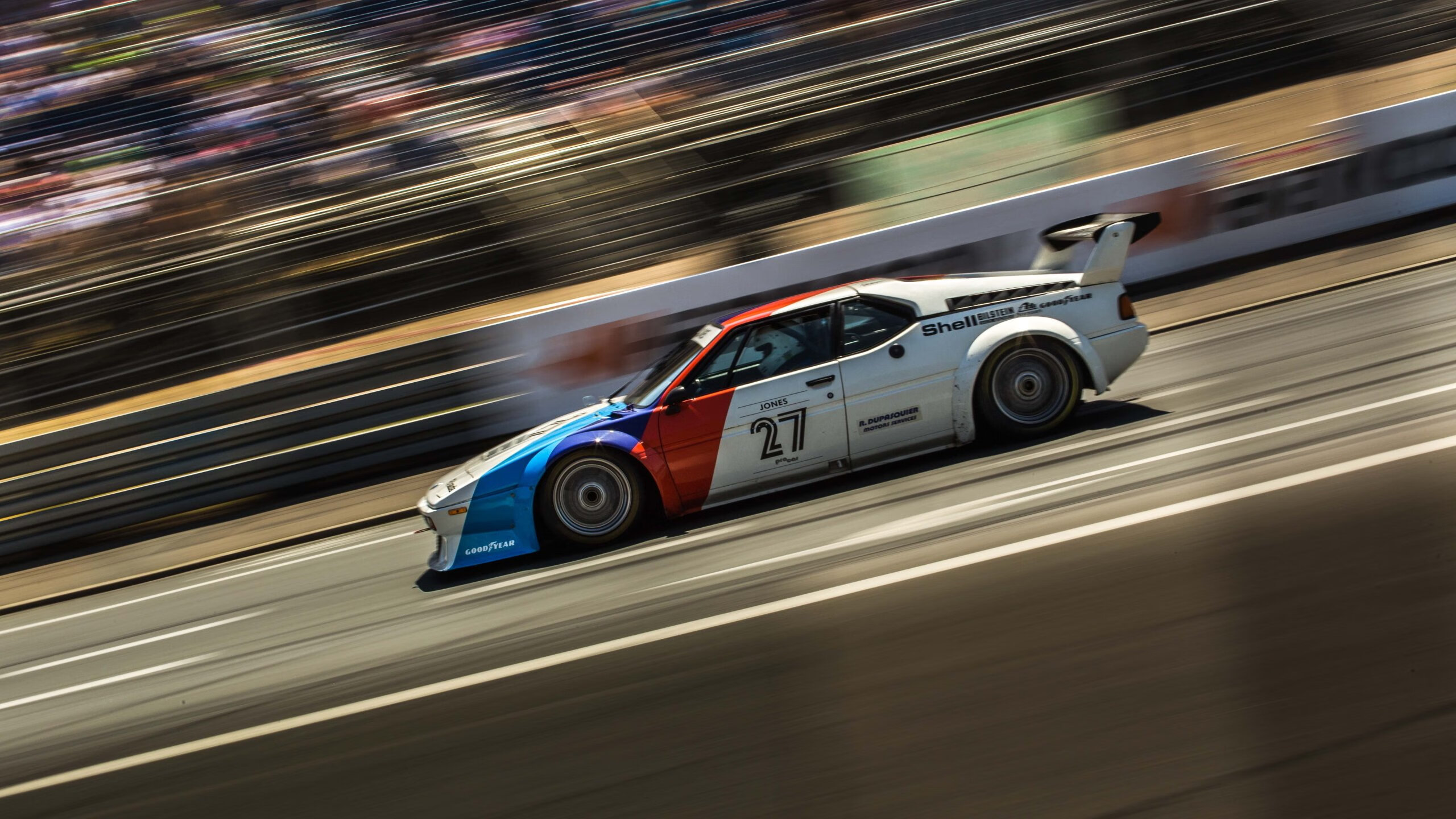 霍勒迪关键先生本色尽显,湖人爆冷客胜公牛终结连败